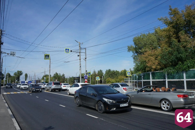 С опережением на полгода обновили подъездную дорогу к саратовскому мосту
