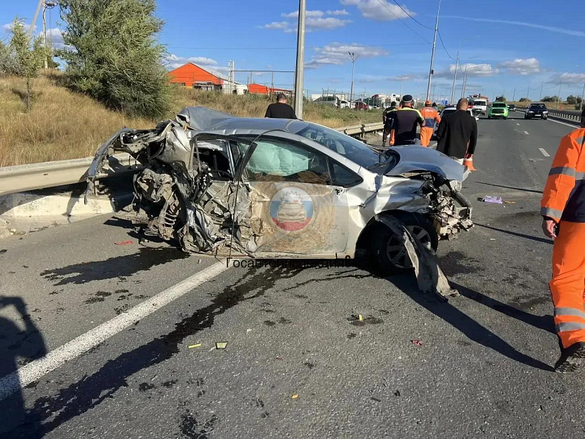 Двое детей и двое взрослых пострадали в ДТП с грузовиком в Саратове